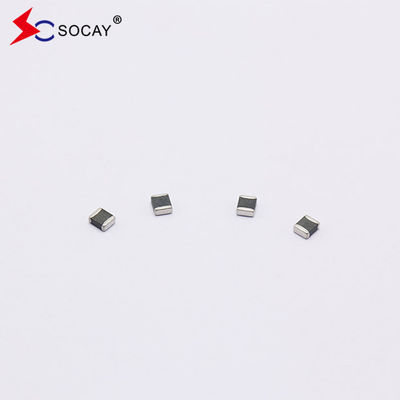 SV0402E5R5G1B मल्टीलेयर चिप वैरिस्टोर SMD 0402 पैकेज मैक्स वीडीसी 5.5V